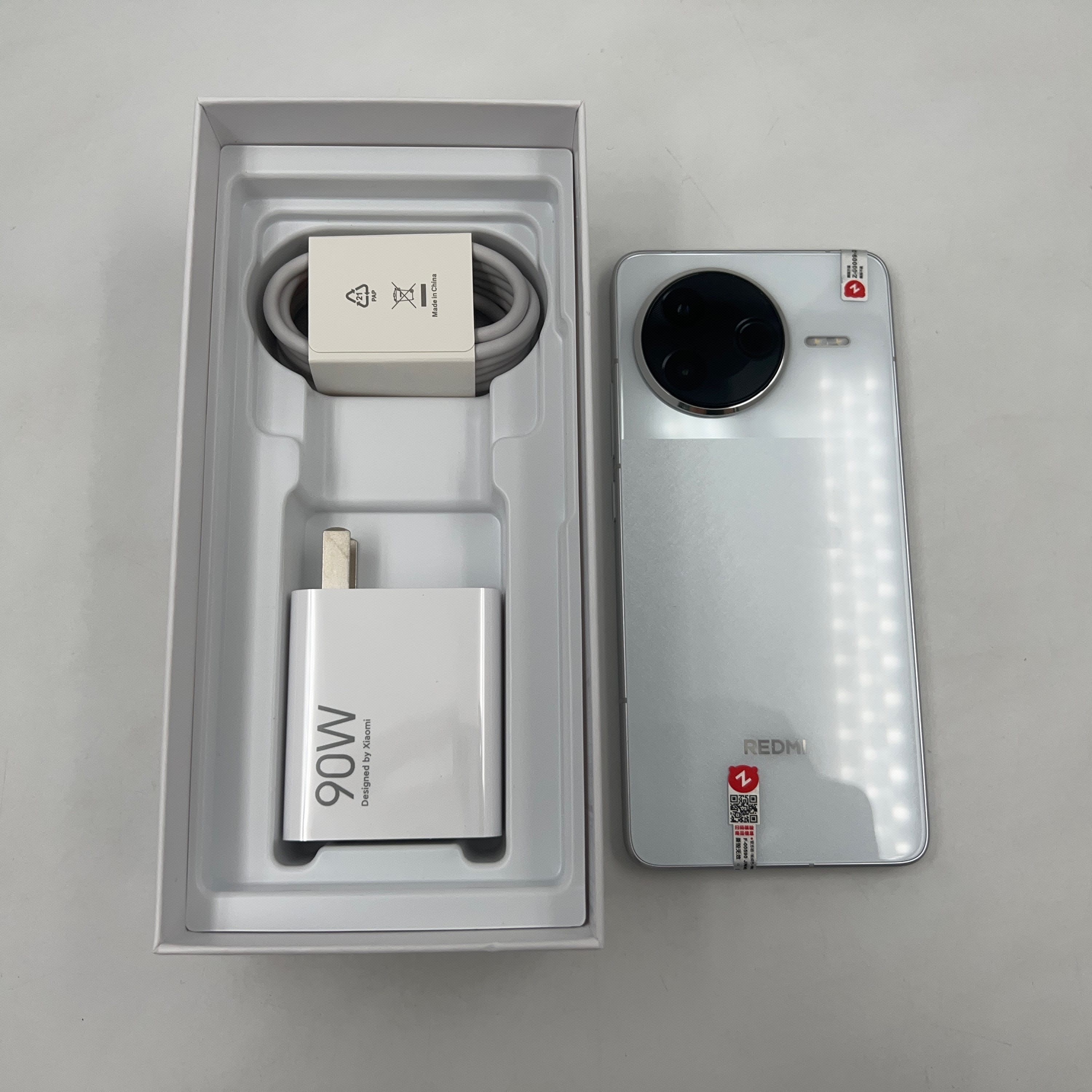 Redmi K80 – 12GB RAM + 256GB Storage | Snow Rock White NO. 950593532